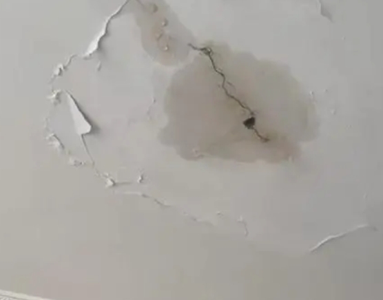 洮南阳台漏水维修公司分享下屋面防水工程质量问题原因分析